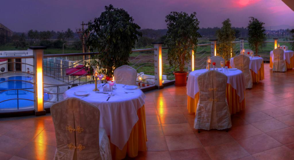 The Atrium Boutique Hotel Mysore Buitenkant foto
