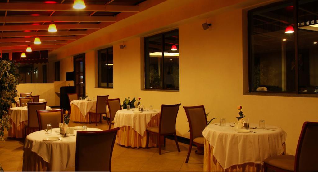 The Atrium Boutique Hotel Mysore Buitenkant foto