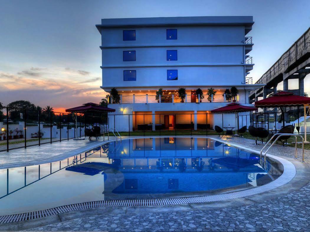 The Atrium Boutique Hotel Mysore Buitenkant foto