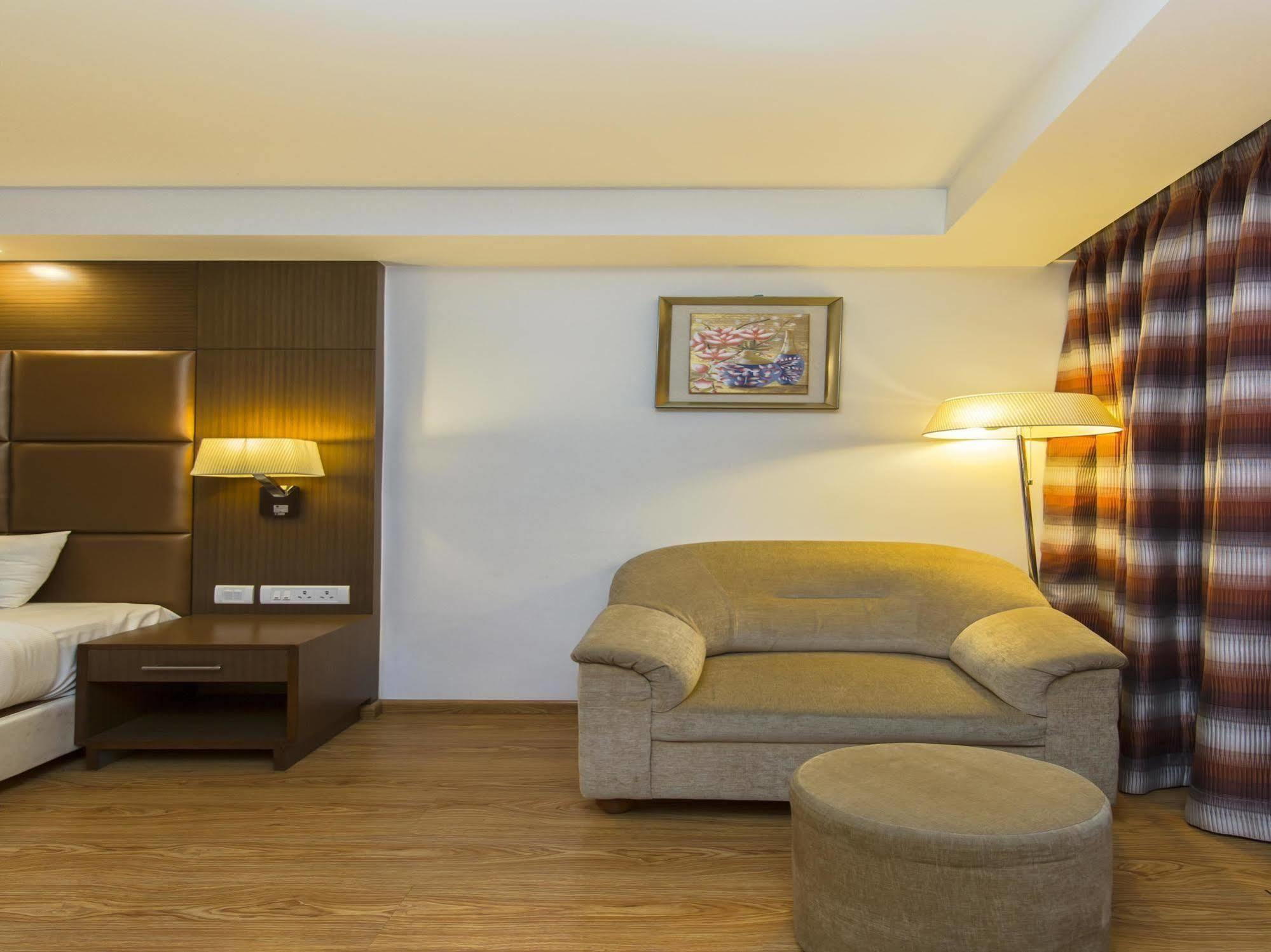 The Atrium Boutique Hotel Mysore Buitenkant foto