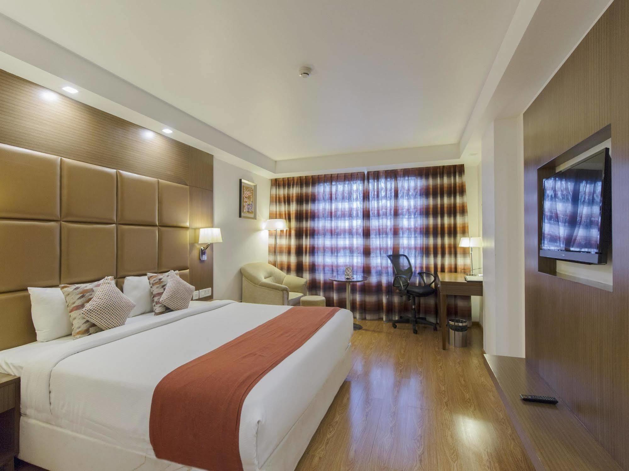 The Atrium Boutique Hotel Mysore Buitenkant foto