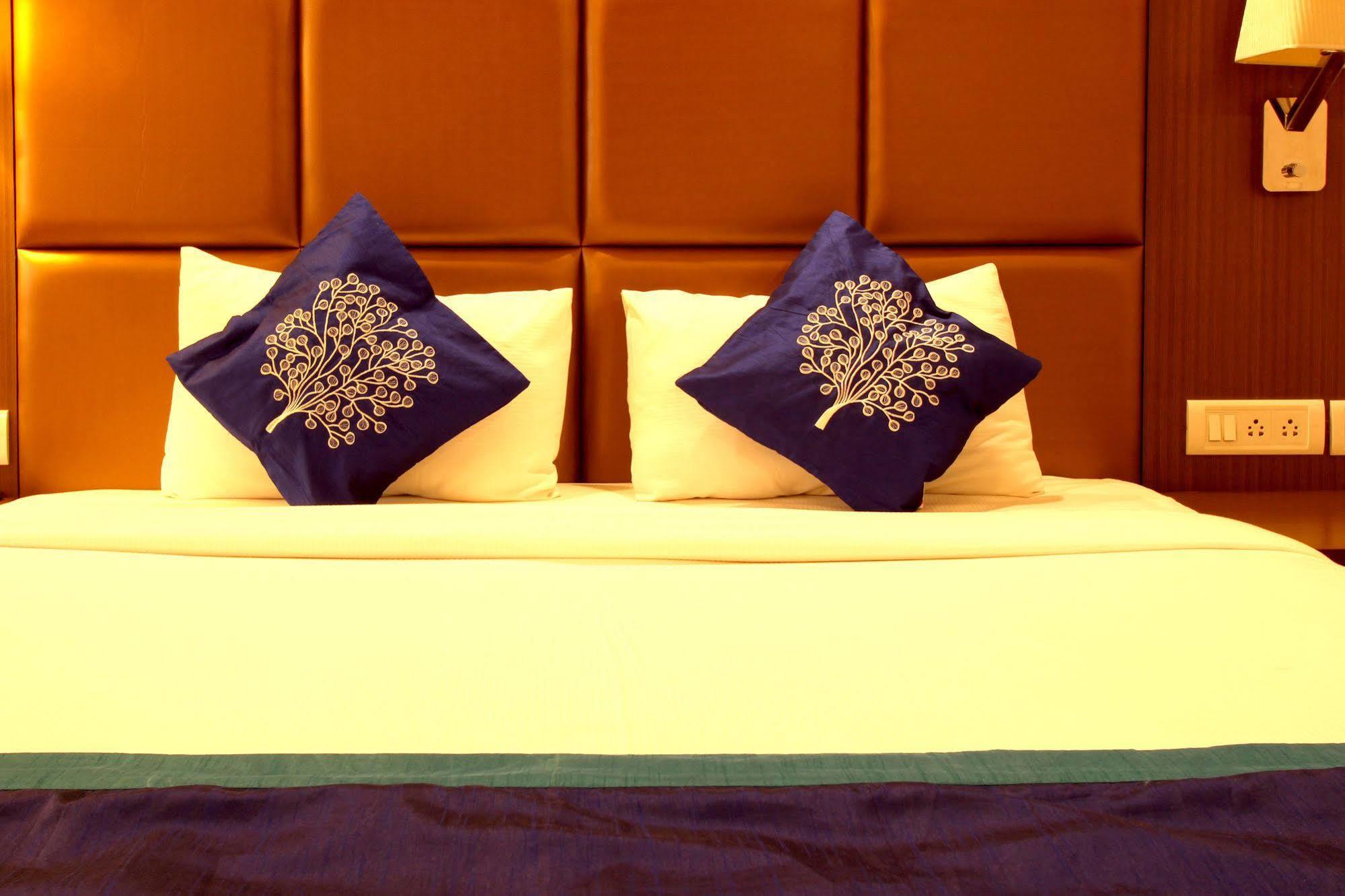 The Atrium Boutique Hotel Mysore Buitenkant foto