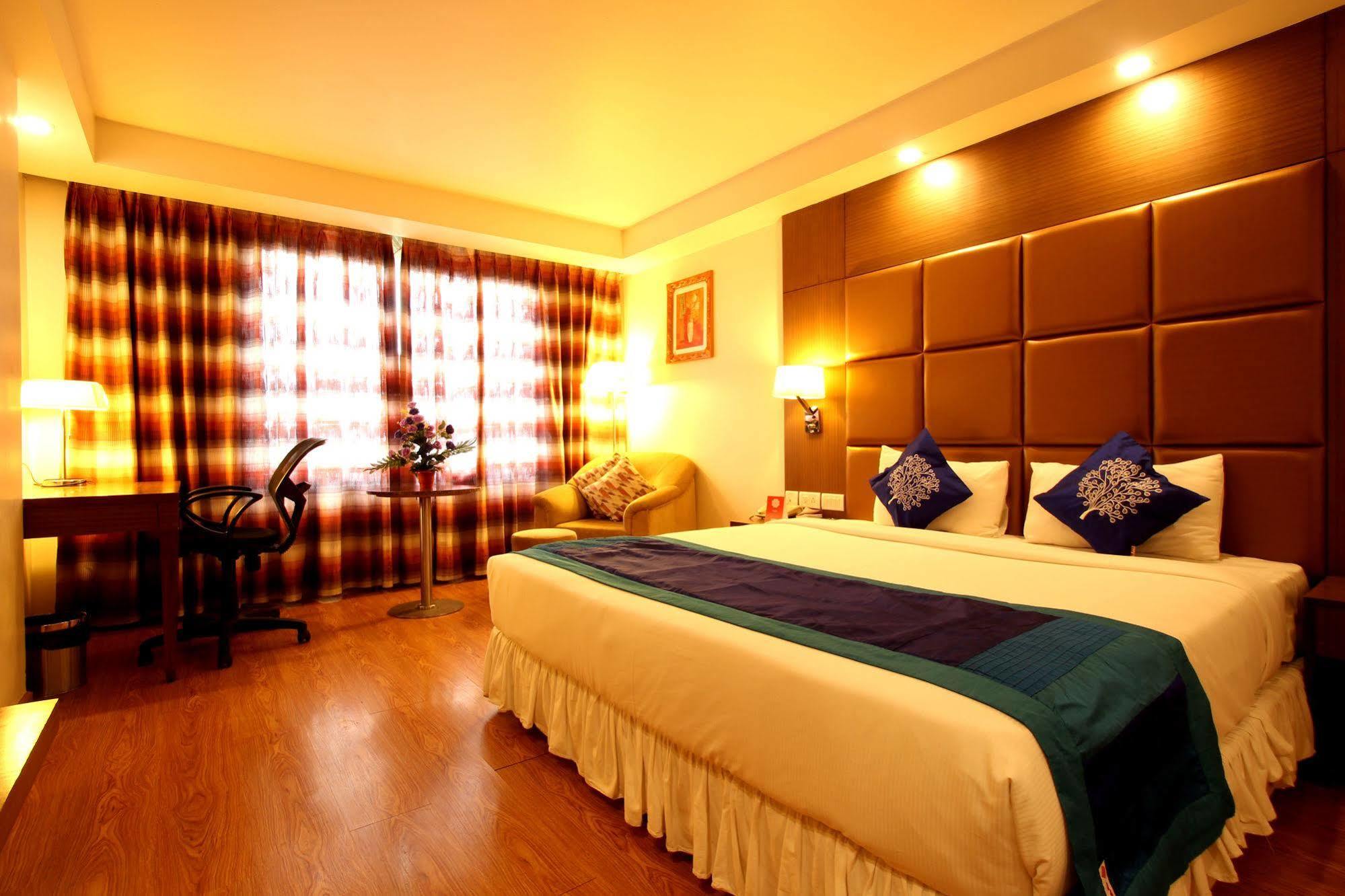The Atrium Boutique Hotel Mysore Buitenkant foto